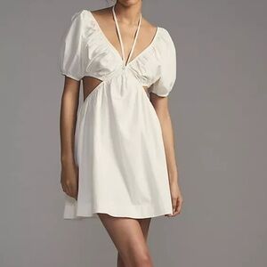 Elegant White Backless Dress
